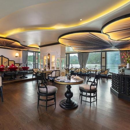 Madeline Cruises Hotel Hạ Long Ngoại thất bức ảnh