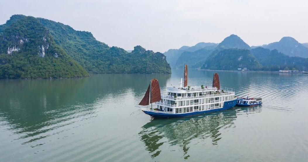 Madeline Cruises Hotel Hạ Long Ngoại thất bức ảnh