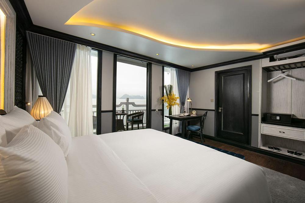 Madeline Cruises Hotel Hạ Long Ngoại thất bức ảnh
