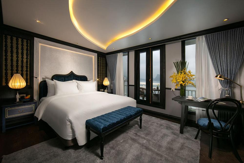 Madeline Cruises Hotel Hạ Long Ngoại thất bức ảnh